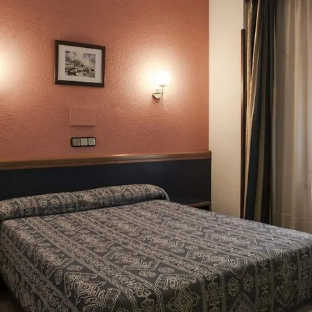 Ronda House 3*
